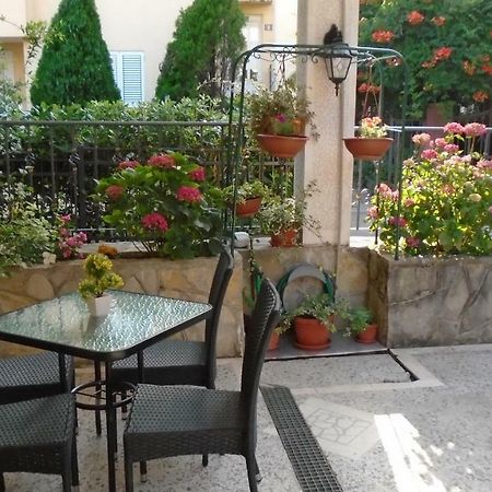 Guest House Villa Castio Petrovac Exteriér fotografie