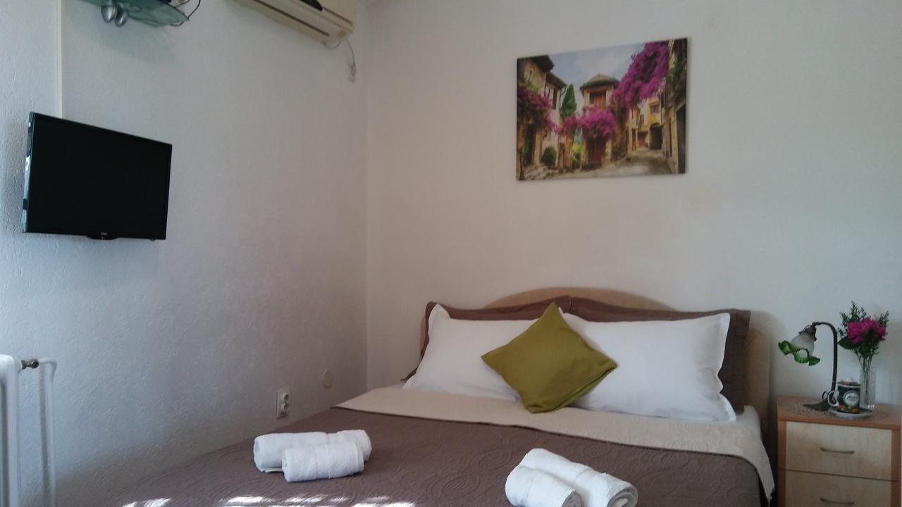 Guest House Villa Castio Petrovac Exteriér fotografie