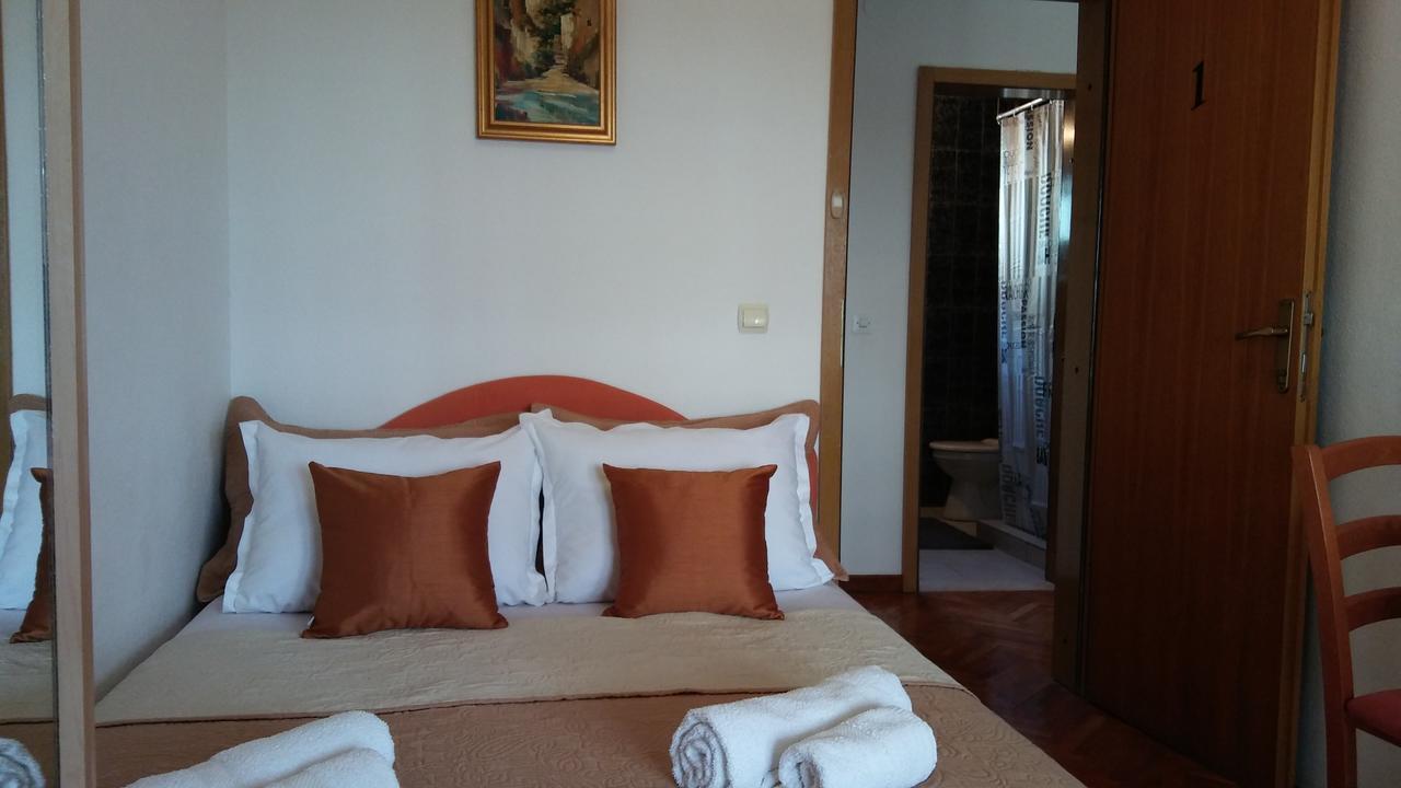 Guest House Villa Castio Petrovac Exteriér fotografie