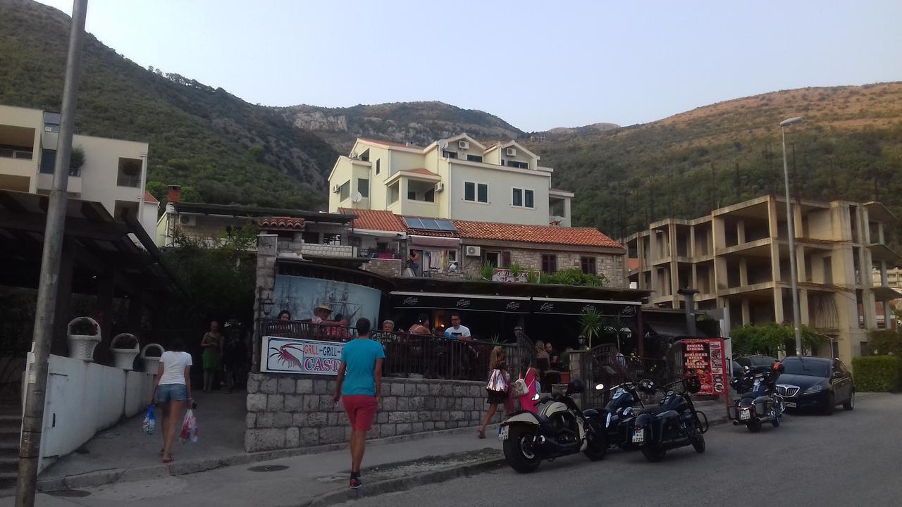 Guest House Villa Castio Petrovac Exteriér fotografie