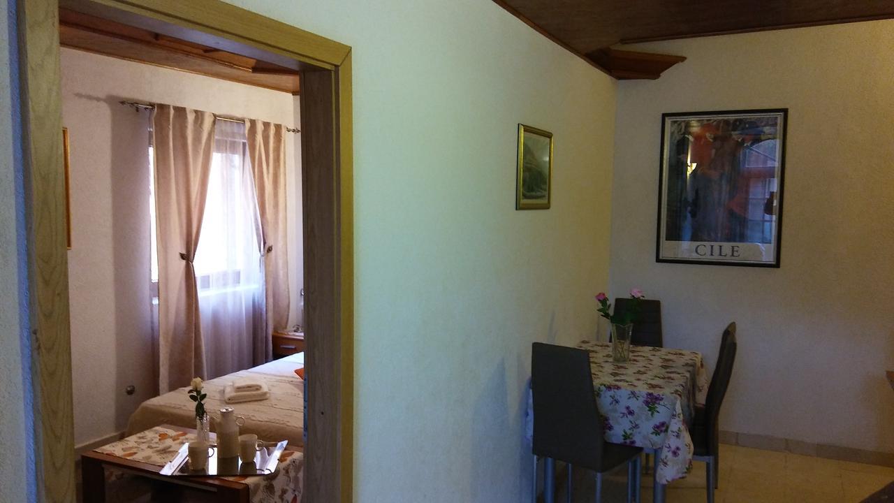 Guest House Villa Castio Petrovac Exteriér fotografie