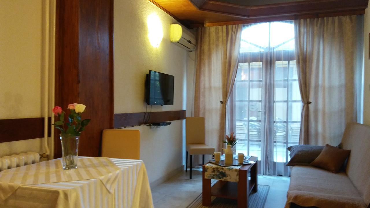 Guest House Villa Castio Petrovac Exteriér fotografie