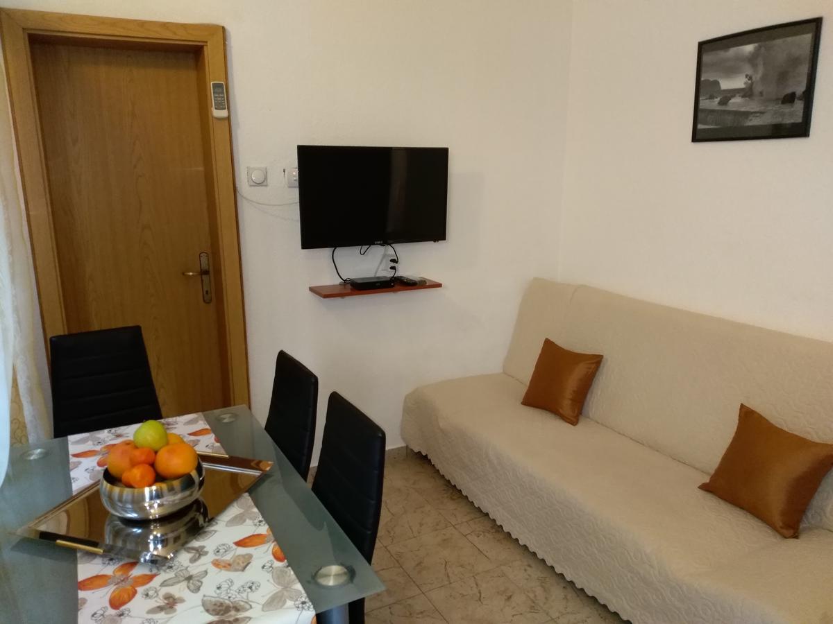 Guest House Villa Castio Petrovac Exteriér fotografie