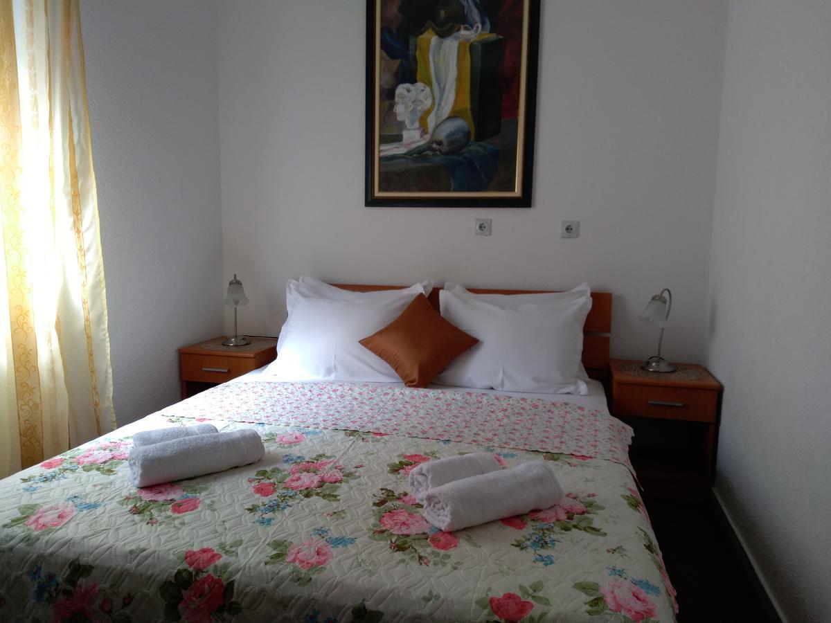 Guest House Villa Castio Petrovac Exteriér fotografie
