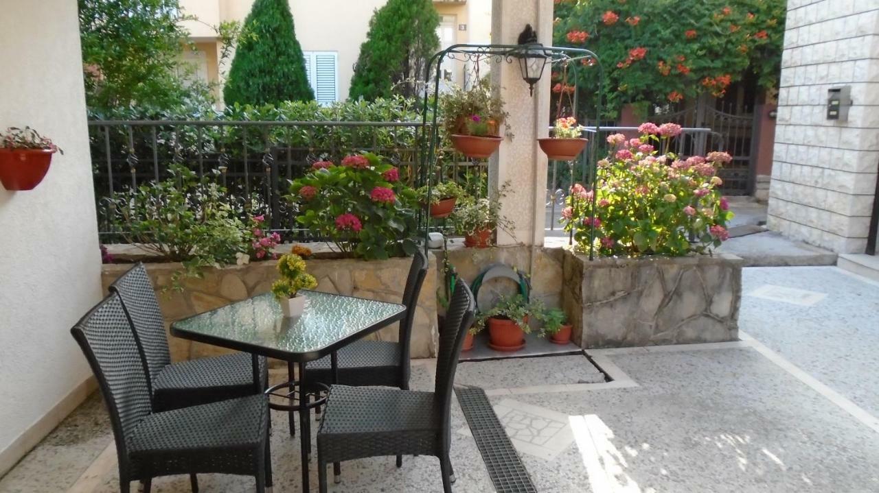 Guest House Villa Castio Petrovac Exteriér fotografie